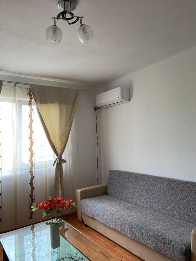 Apartament Ally'S Apartment Orşova Exterior foto